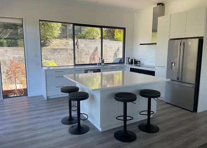 Private Retreat 2 Bedroom 度假居 *